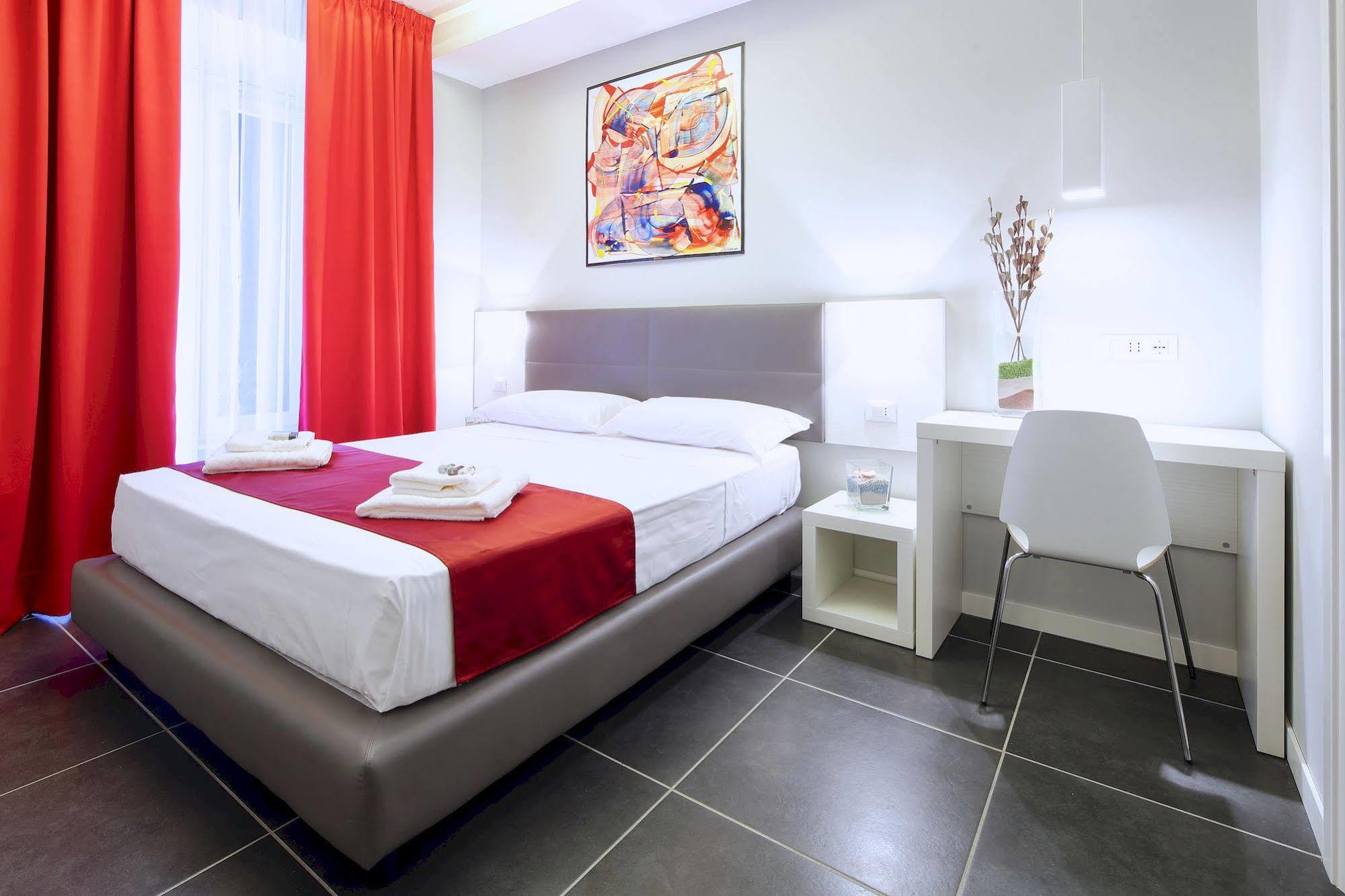 Nearhome Smart Suites Guest House Roma Esterno foto