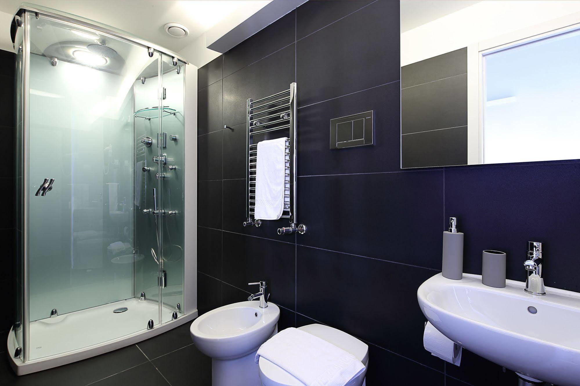 Nearhome Smart Suites Guest House Roma Esterno foto